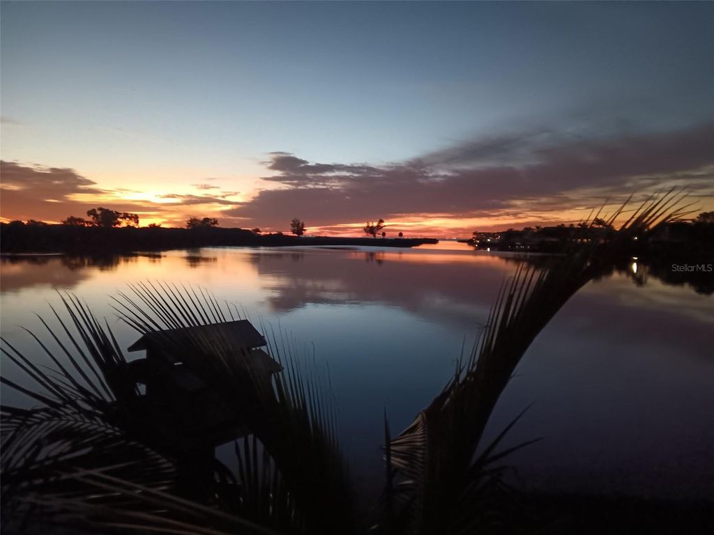 Photo of 937 Birdie Way, Apollo Beach, FL 33572 (MLS # TB8424401)