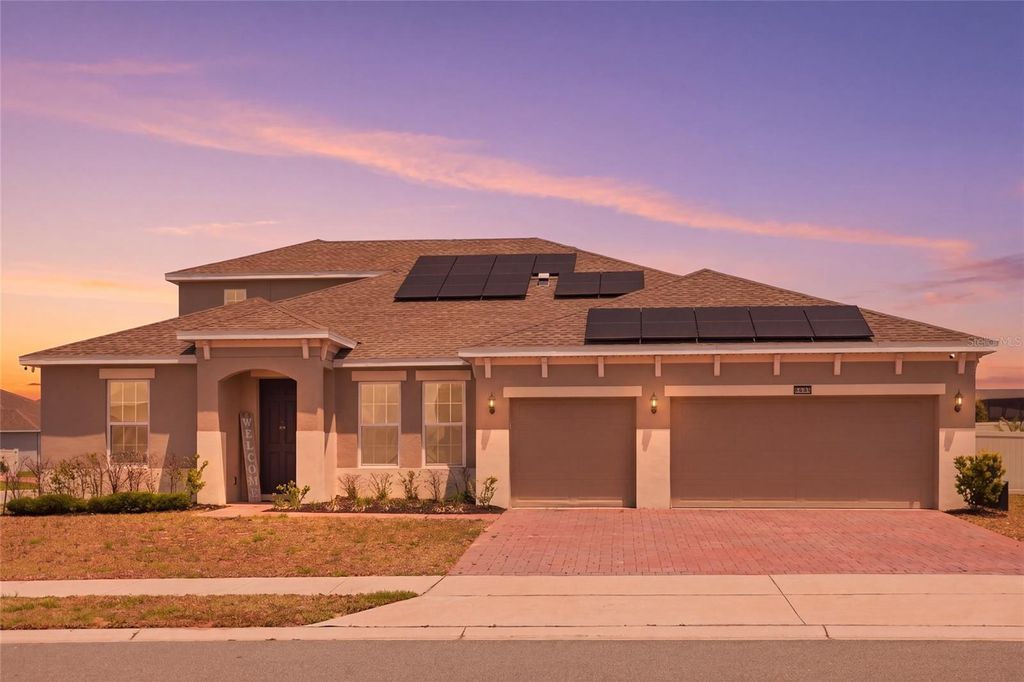 Photo of 4897 Gilded Jewel Drive, Mount Dora, FL 32757 (MLS # S5148789)