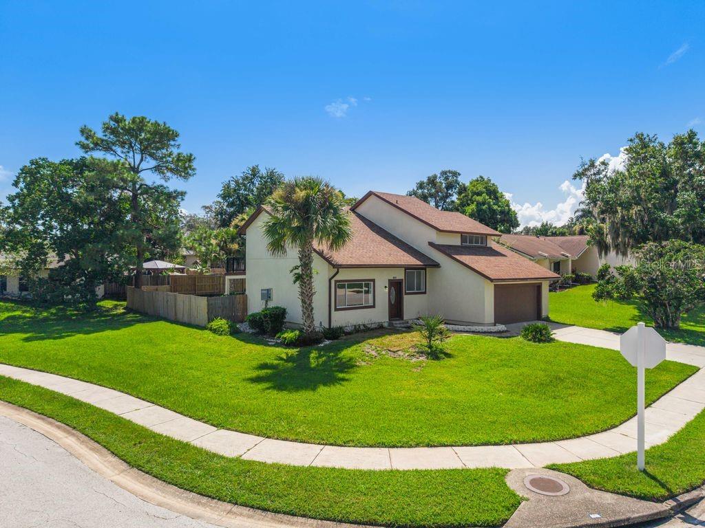 401 WOODVIEW DRIVE