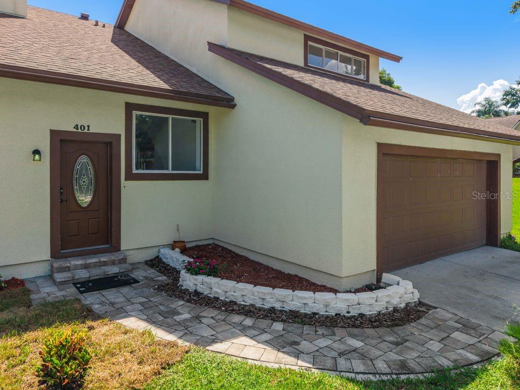 401 WOODVIEW DRIVE