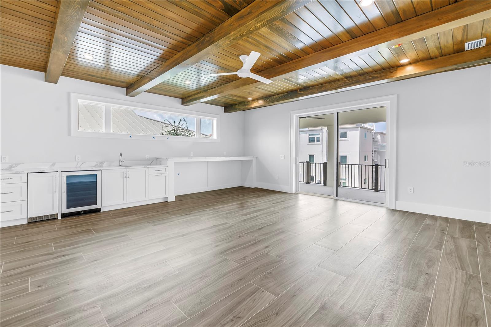 SARASOTA BEACH - Residential