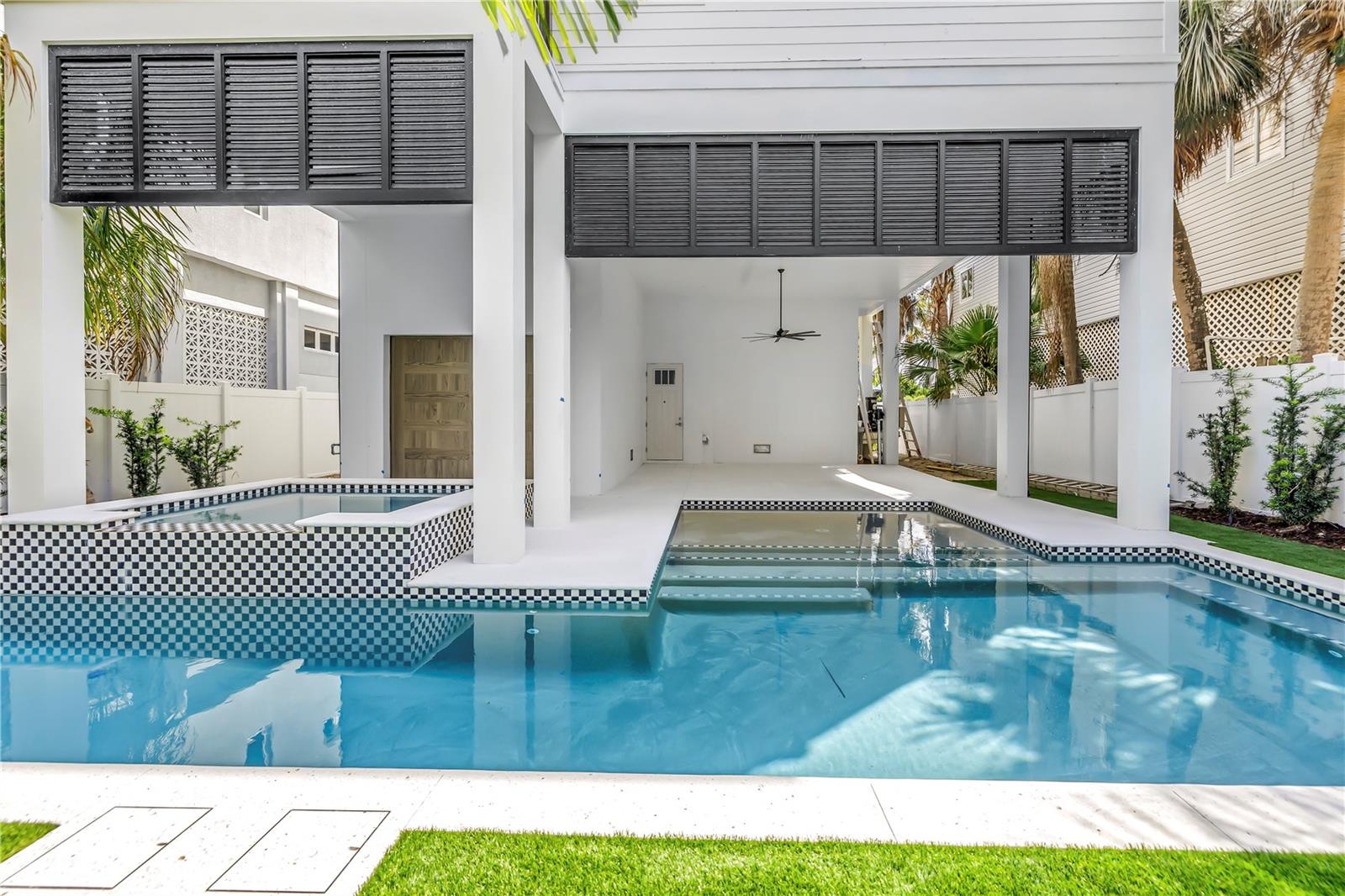 SARASOTA BEACH - Residential