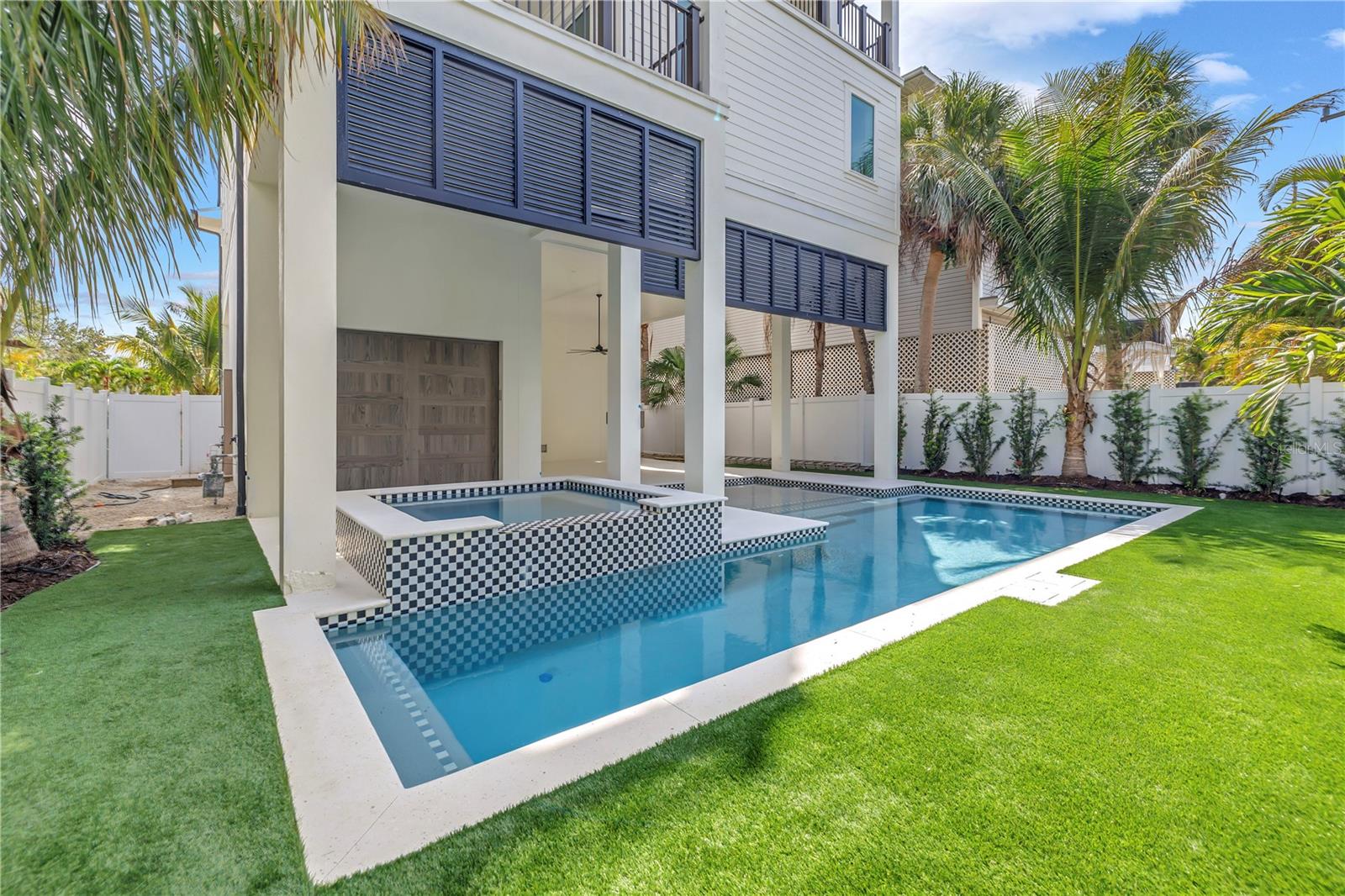 SARASOTA BEACH - Residential