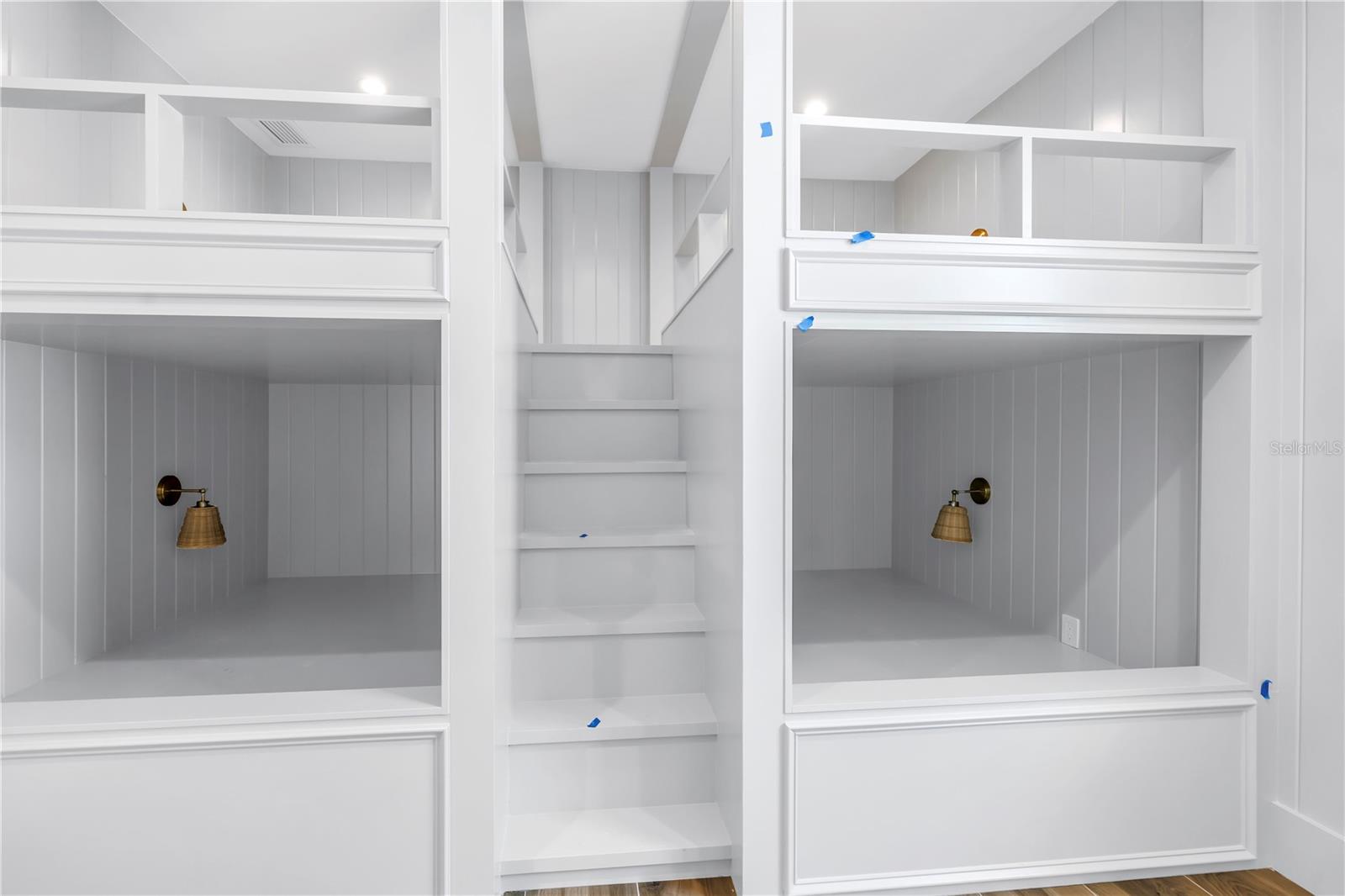 SARASOTA BEACH - Residential