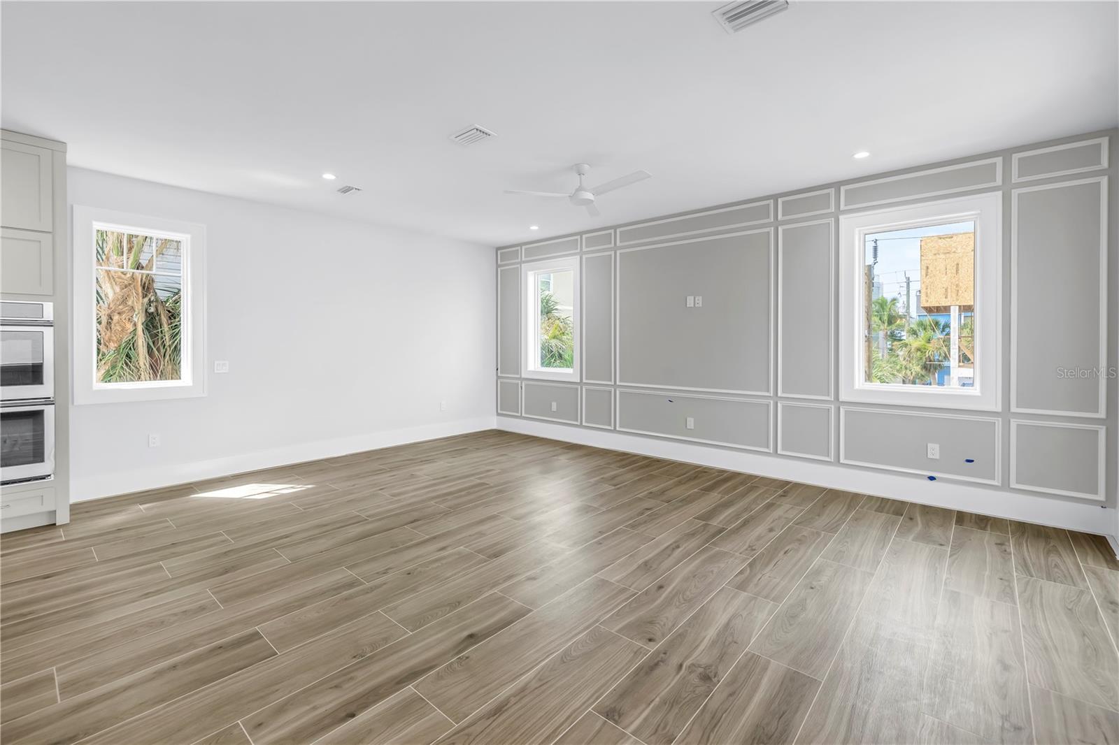 SARASOTA BEACH - Residential