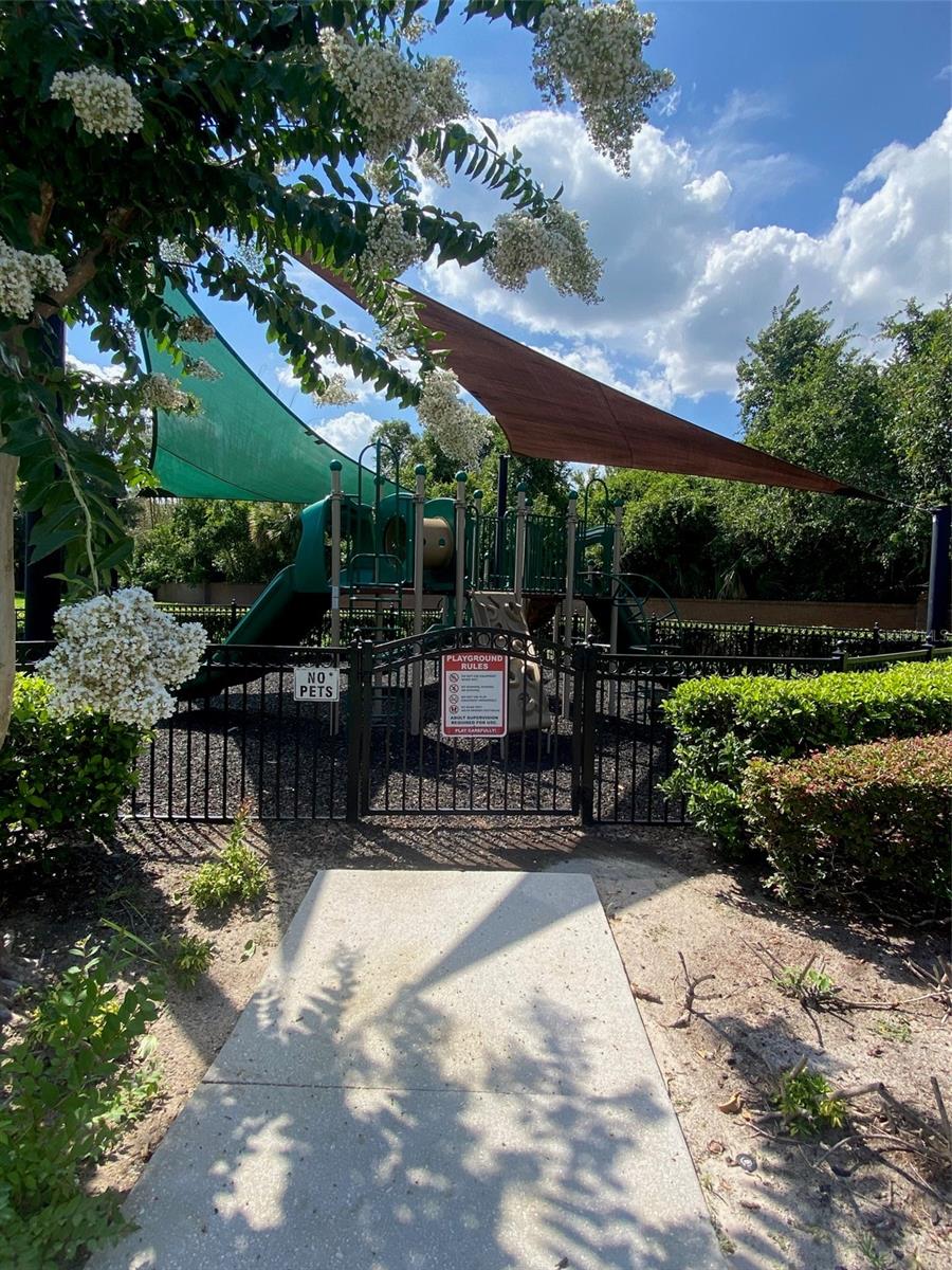 2130 PINE OAK TRAIL