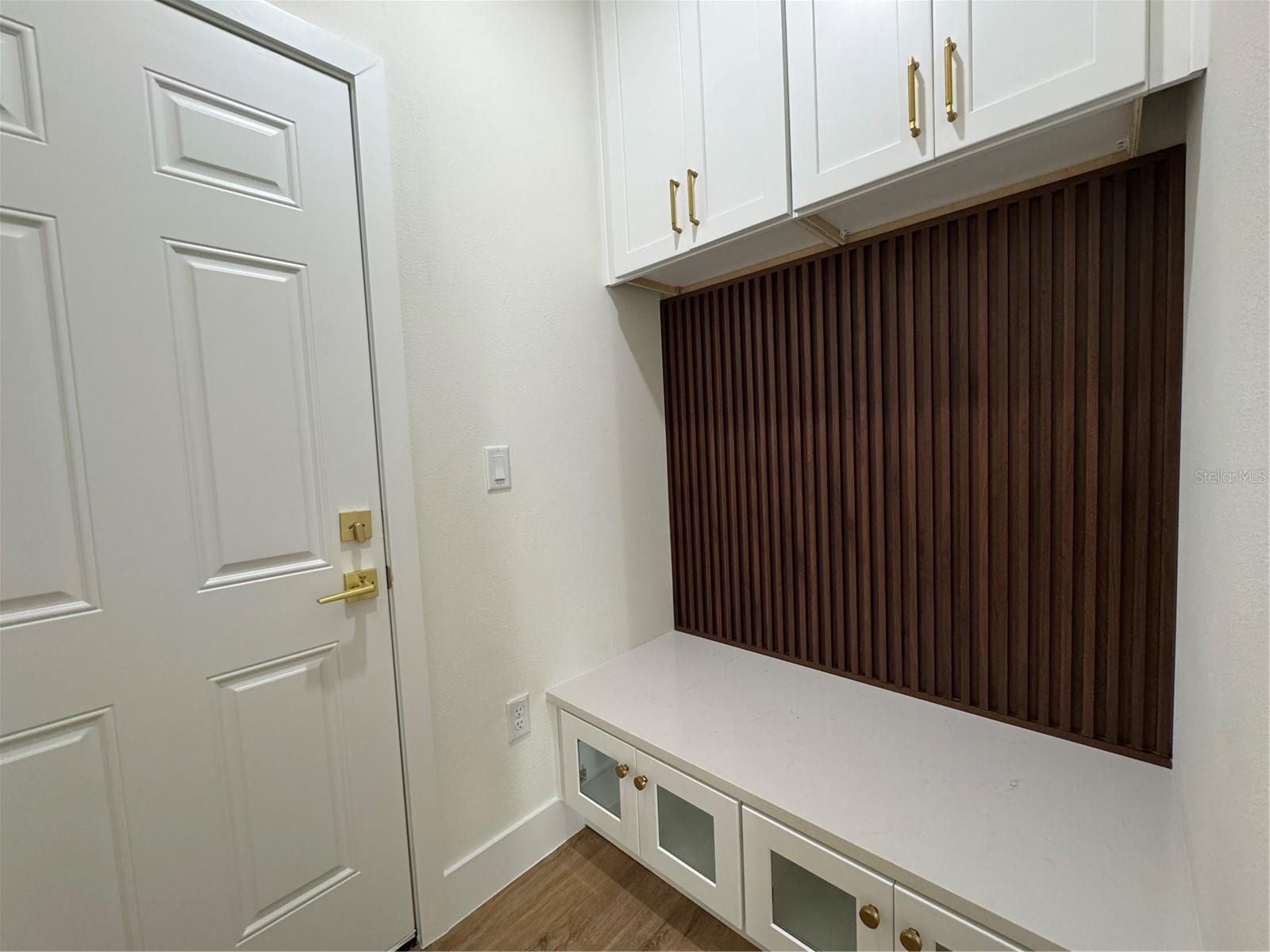 JOHNS SUB - Residential Lease