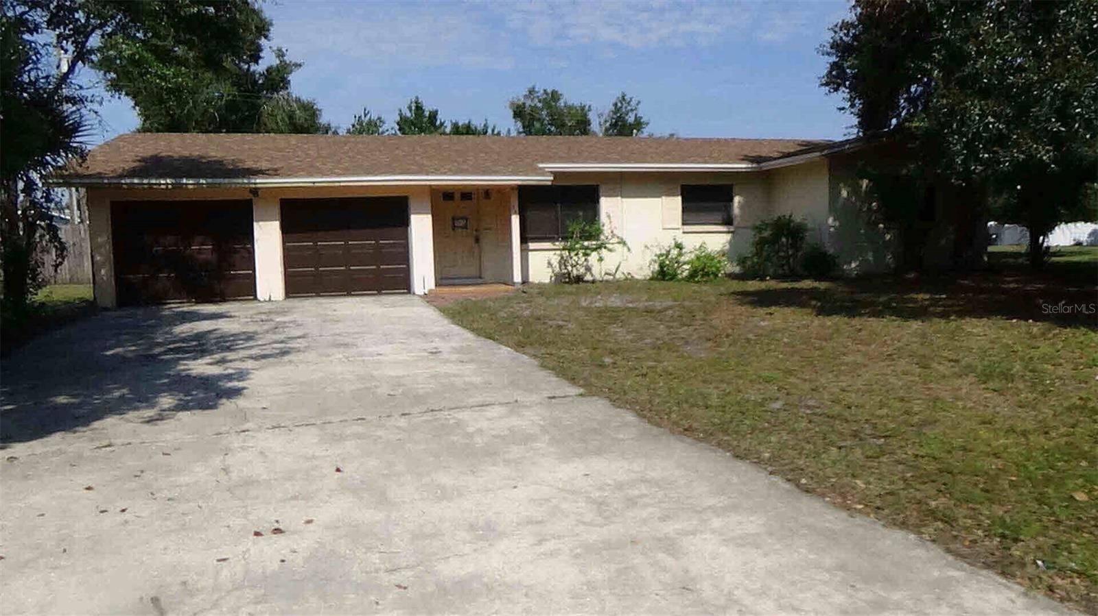 This 3 bedroom, 2 bath pool home with 2 car garage includes: Living Room, Dining Room, Family Room, Carpet & Vinyl on a nice corner lot! Great Location! Pool service is included with monthly rent!. *Bonus Amenity Included* - All RE/MAX 200 Realty Property Management Division residents are enrolled in the Resident Benefits Package (RBP) for $49.95/month which includes liability insurance, credit building to help boost the resident’s credit score with timely rent payments, up to $1M Identity Theft Protection, HVAC air filter delivery (for applicable properties), move-in concierge service making utility connection and home service setup a breeze during your move-in, our best-in-class resident rewards program, on-demand pest control, and much more! More details upon application. Pet friendly home with approval and a non-refundable pet fee.
