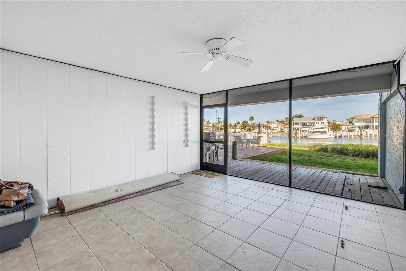 YACHT HAVEN CONDO - Residential