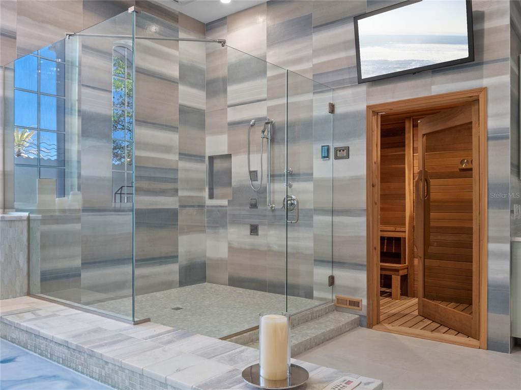 REUNION WEST FAIRWAYS 17 & 18 - Residential