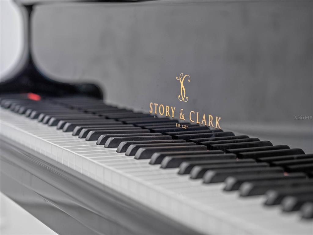 REUNION WEST FAIRWAYS 17 & 18 - Residential