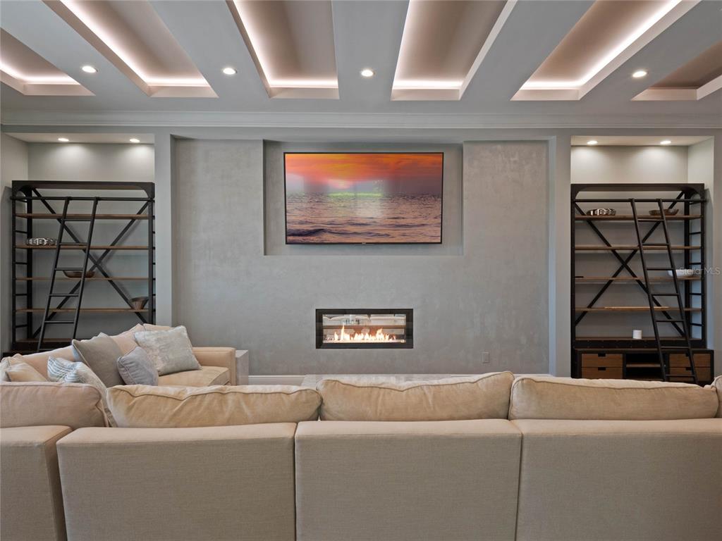 REUNION WEST FAIRWAYS 17 & 18 - Residential