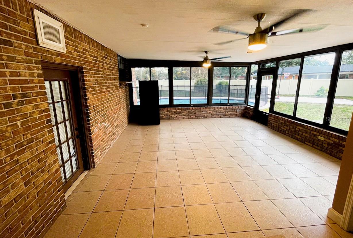 REAVES R/P PT LAKE FOREST - Residential Lease