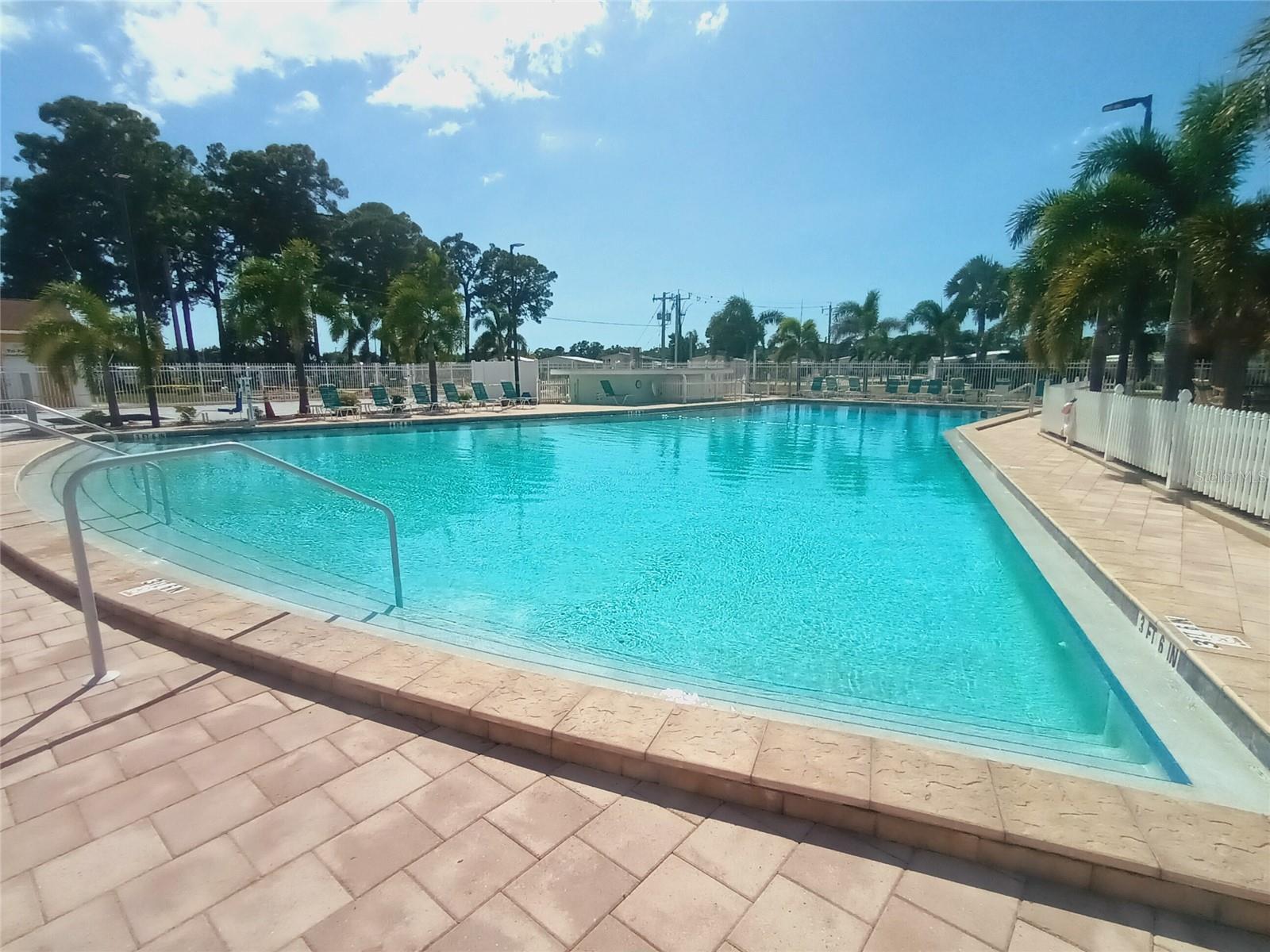 TRI-PAR ESTATES - Residential