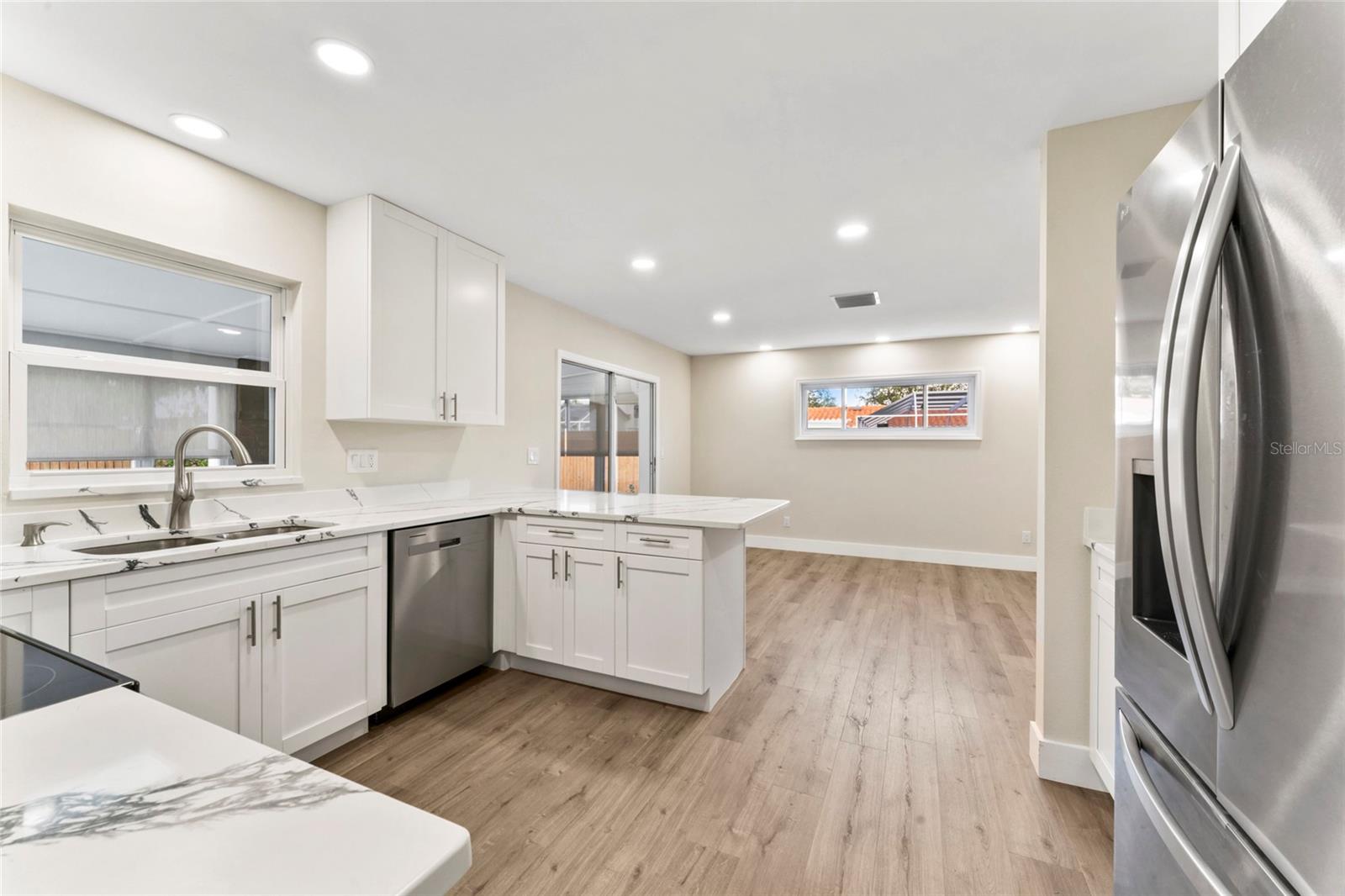 8418 FLAGSTONE DRIVE