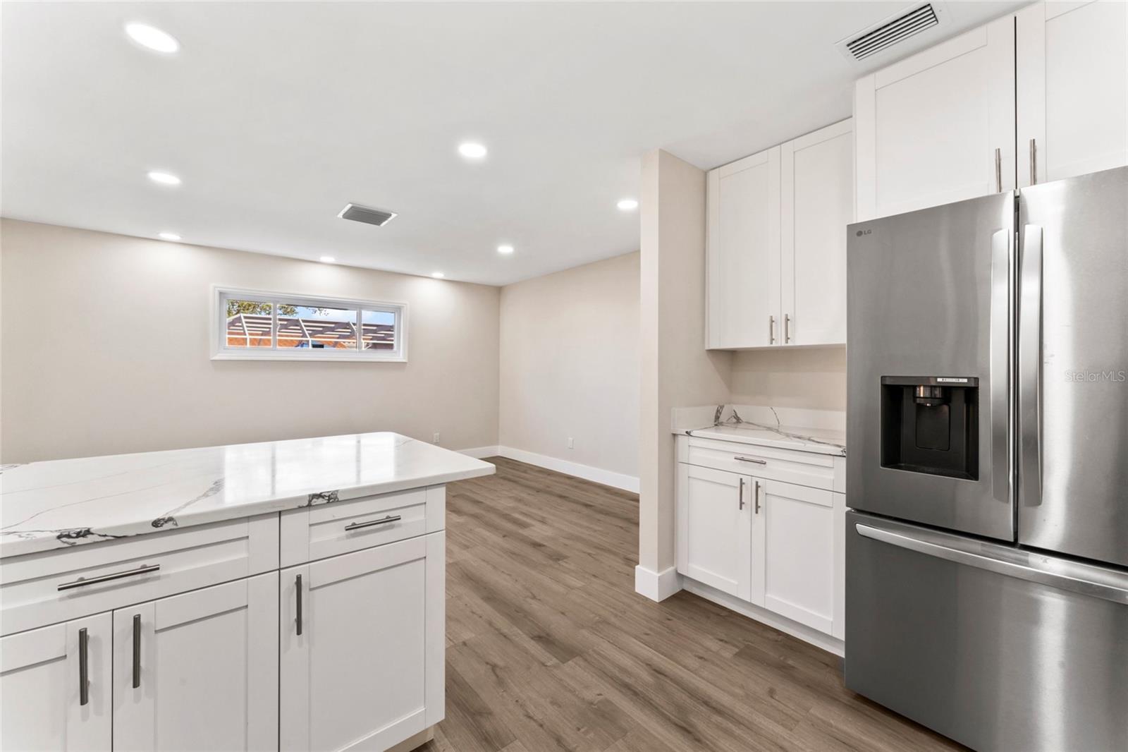 8418 FLAGSTONE DRIVE