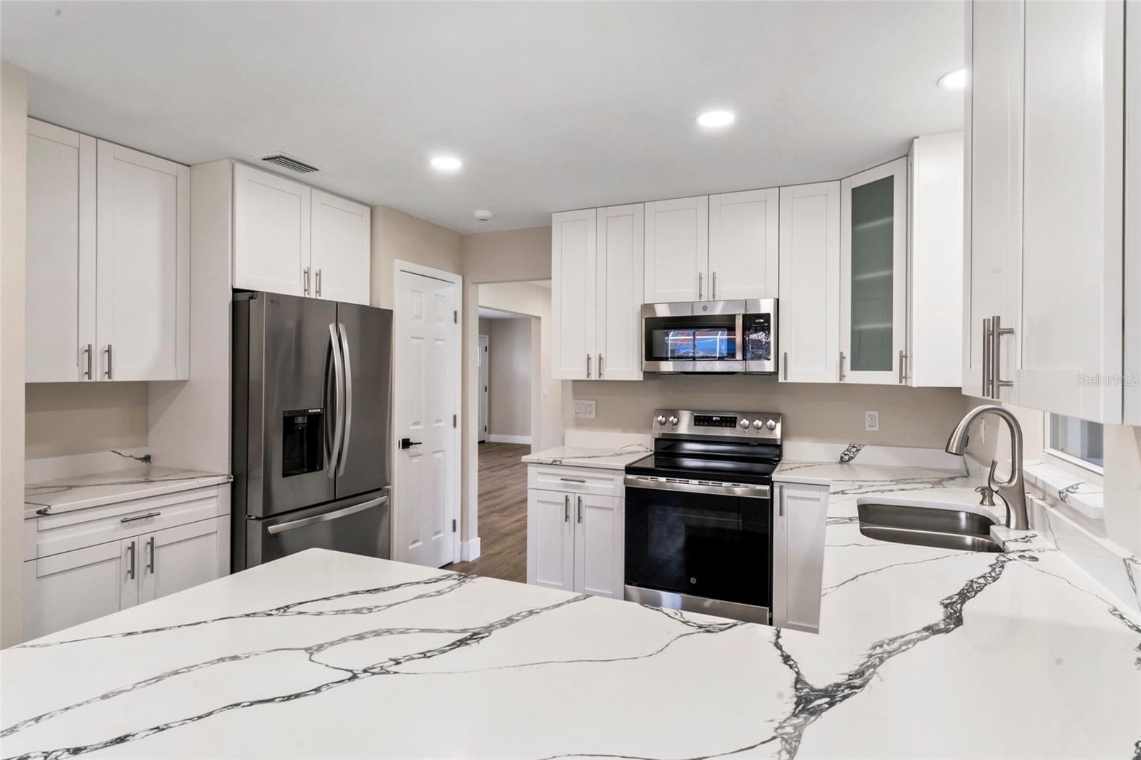 8418 FLAGSTONE DRIVE