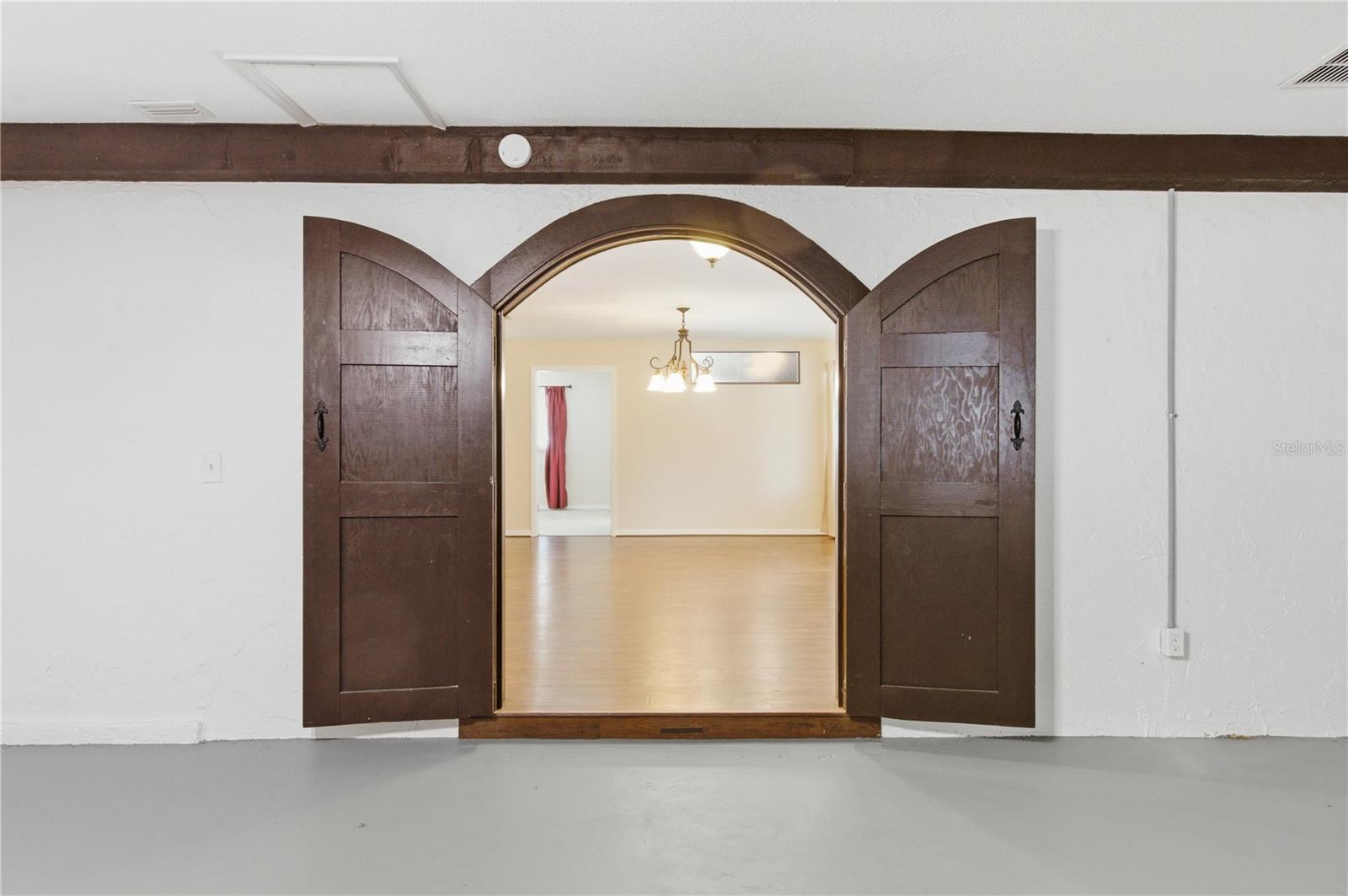 KENSINGTON PARK - Residential