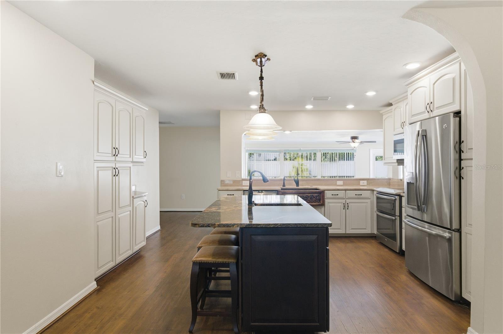 KENSINGTON PARK - Residential