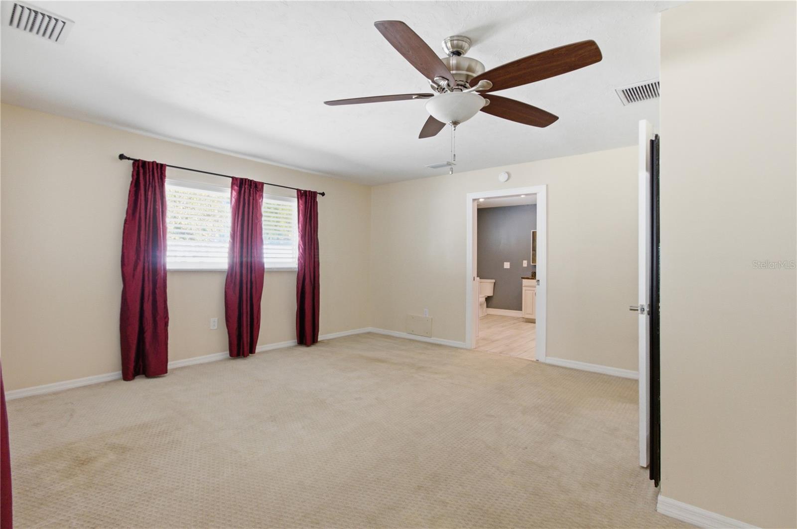 KENSINGTON PARK - Residential