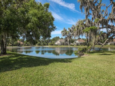 A home in ELLENTON