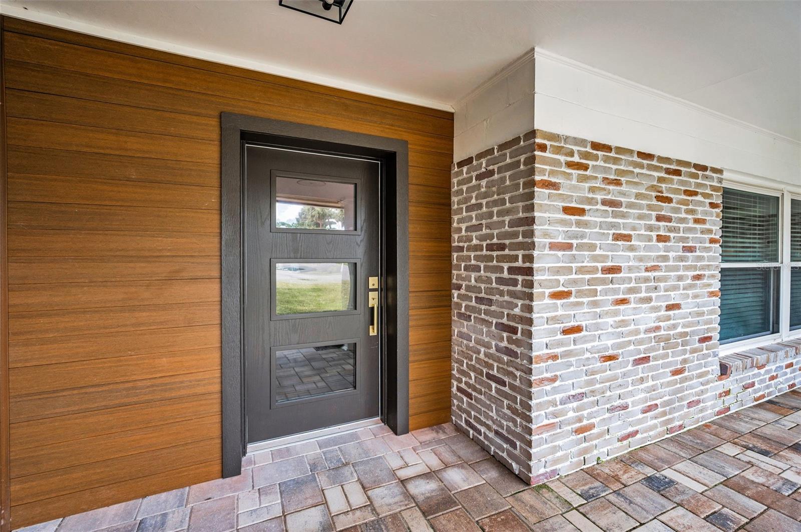 409 S BARBARA LANE
