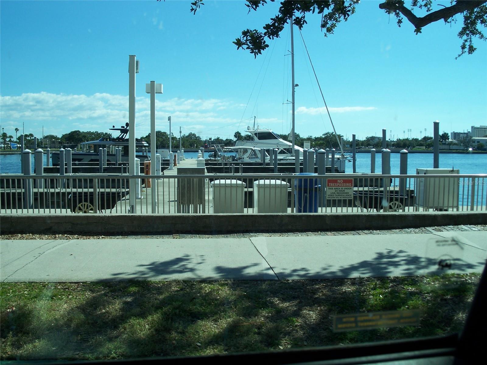 VINOY PLACE CONDO - Residential