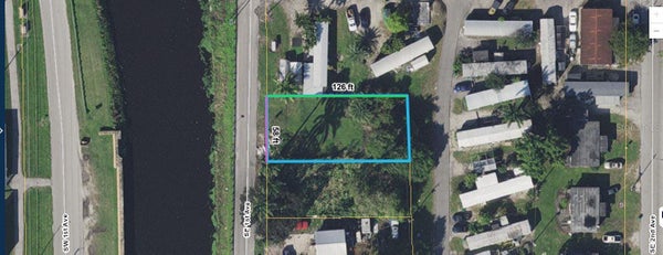 205 SE 1ST AVE, SOUTH BAY, FL 33493 - Image 57455ccbc4a8e0bb16bd93dfe7f6719e/2635007154