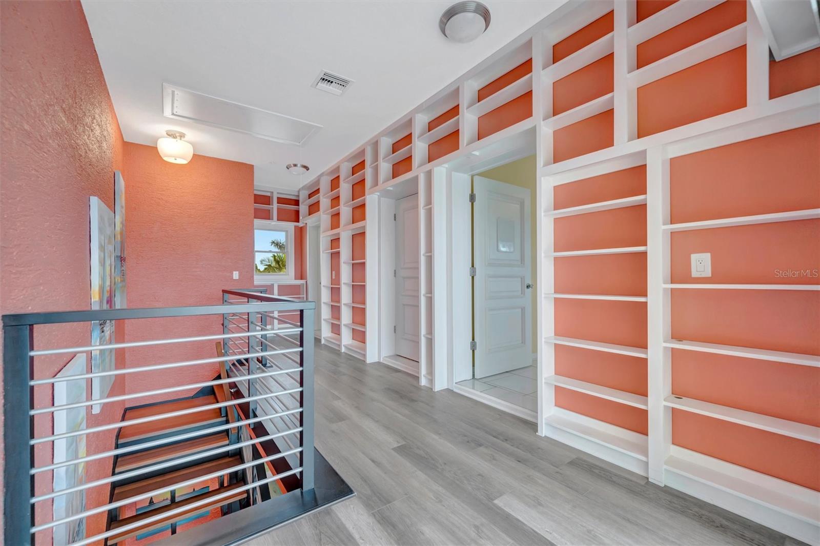 SLEEPY LAGOON PARK 2 - Residential Lease