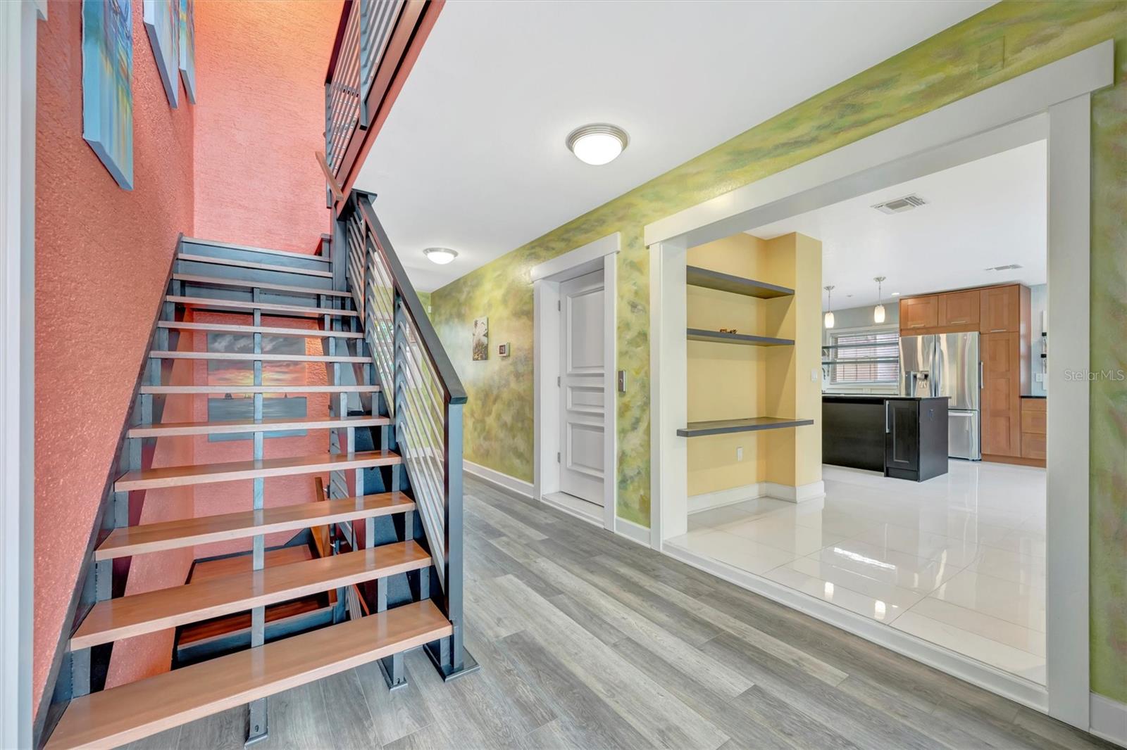 SLEEPY LAGOON PARK 2 - Residential Lease