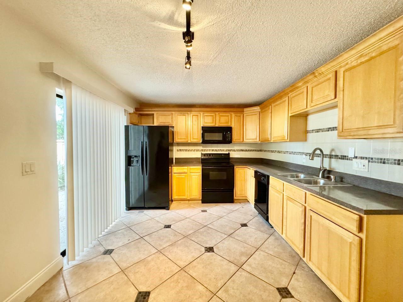 WEDGE WOOD OF PALM HARBOR - Residential Lease