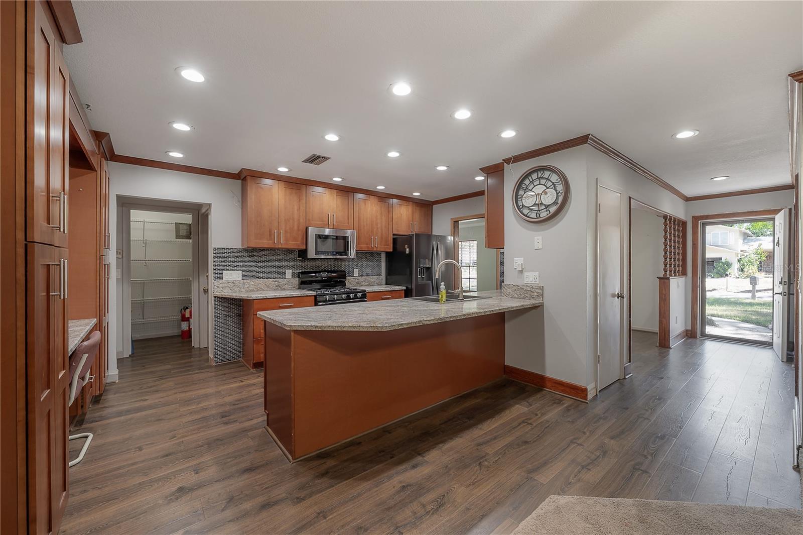 TEMPLE HILLS UNIT 1 - Residential