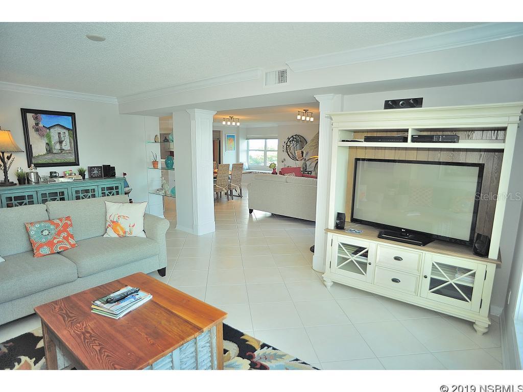 Marina Point Harbor Ph 01 Condo - Residential