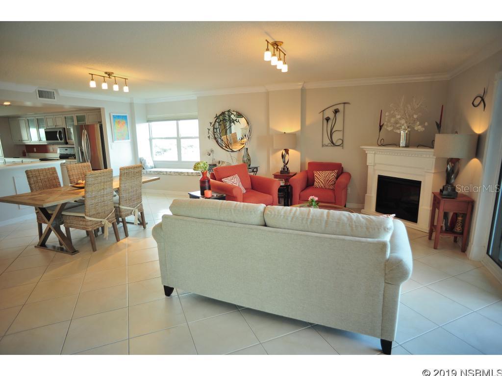 Marina Point Harbor Ph 01 Condo - Residential