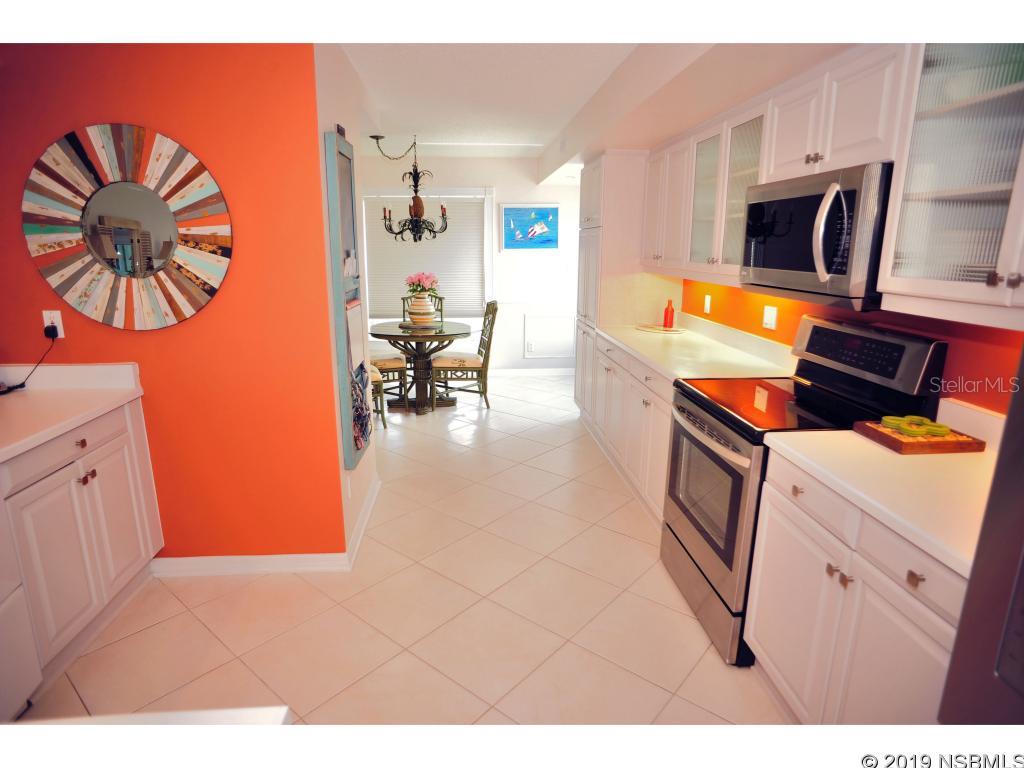 Marina Point Harbor Ph 01 Condo - Residential