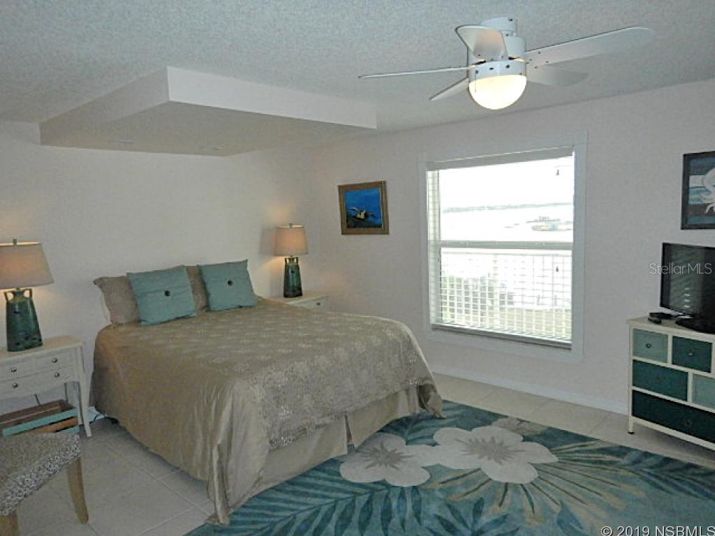 Marina Point Harbor Ph 01 Condo - Residential