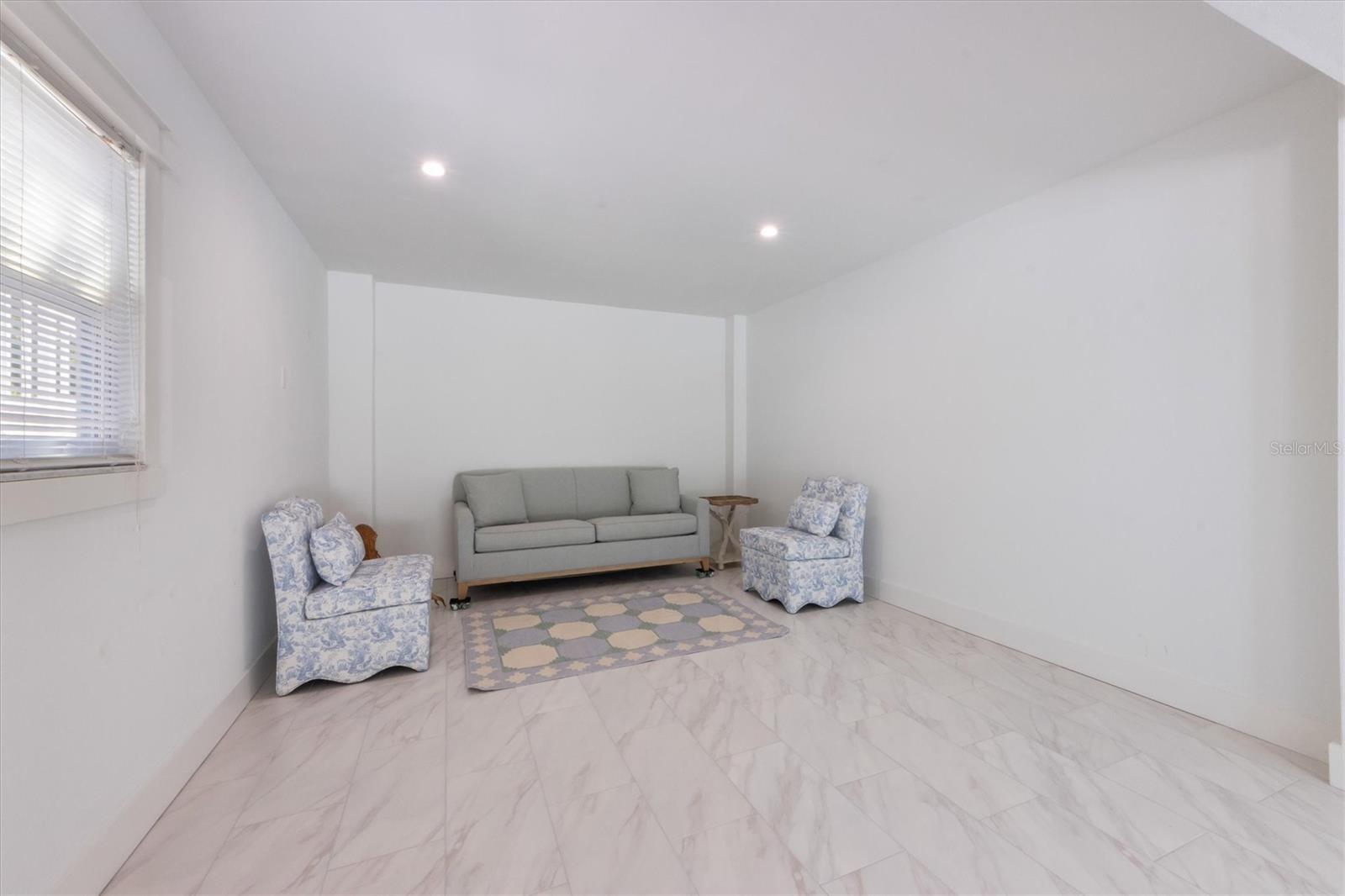 PALM HARBOR - Residential