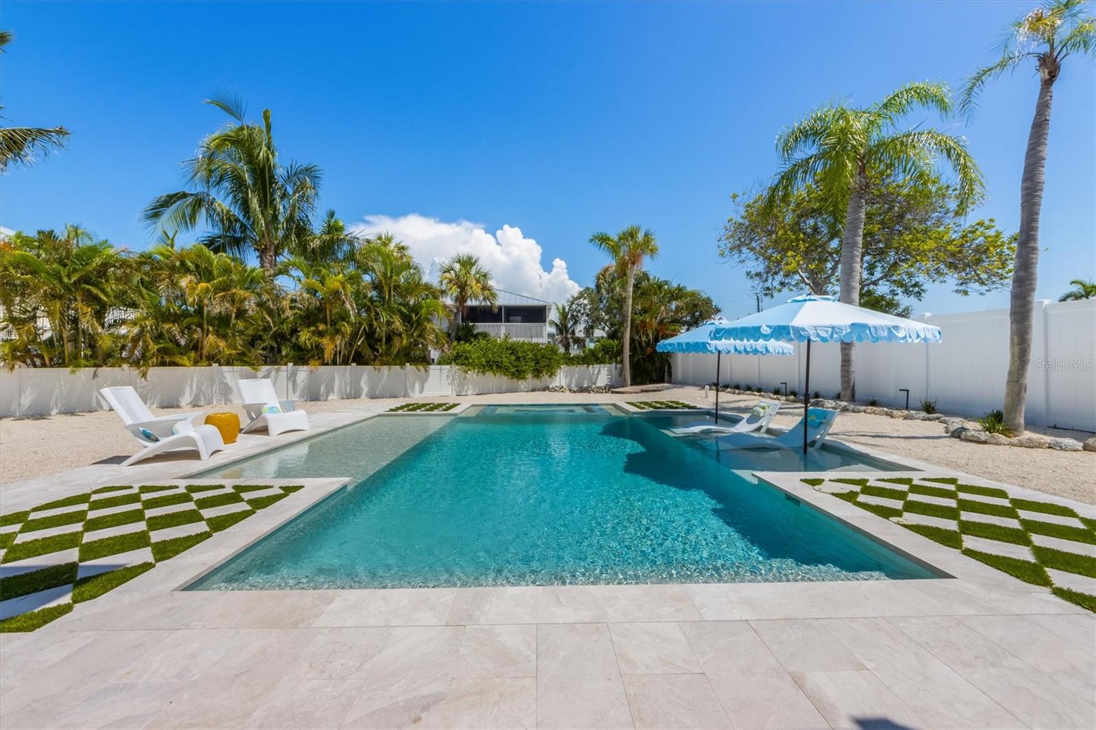 PALM HARBOR - Residential