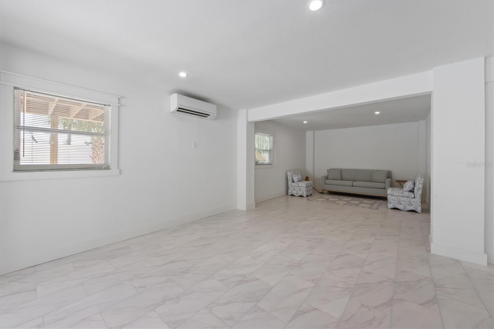 PALM HARBOR - Residential