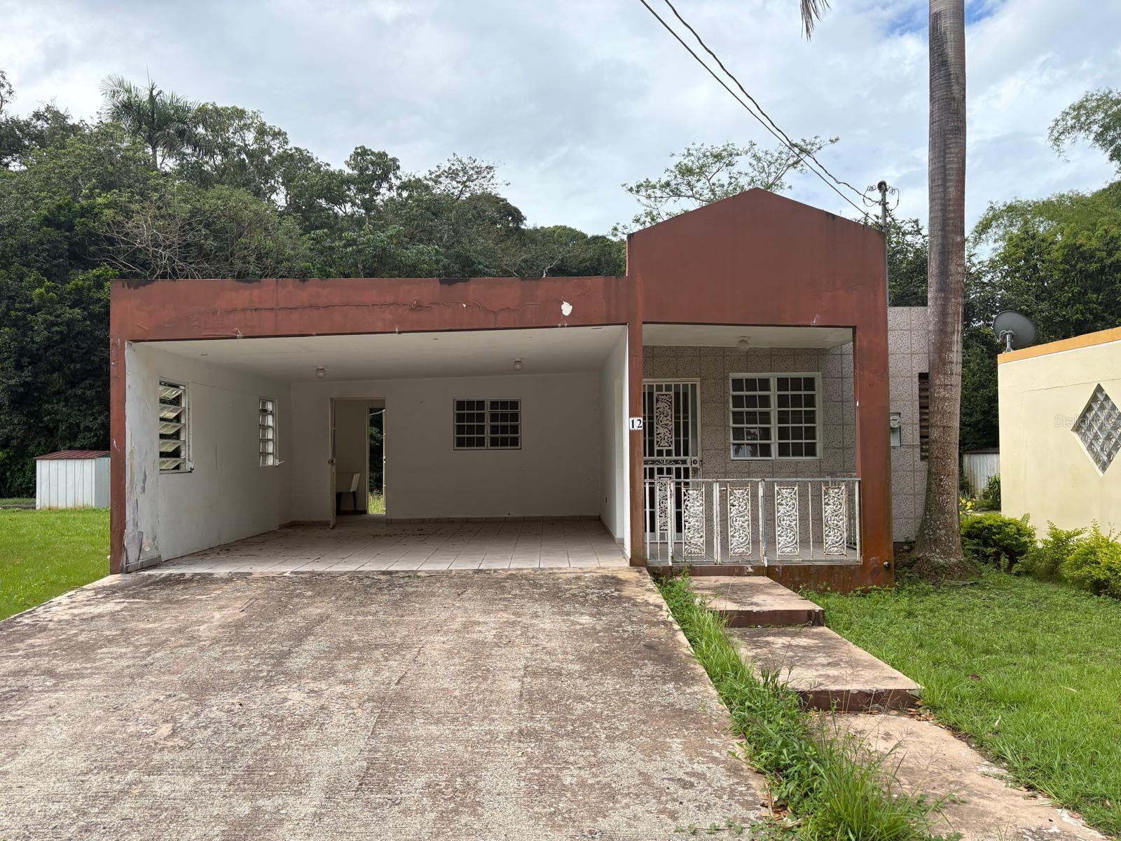 Excellent purchasing opportunity. Property is being sold "as is" so it may require repairs or improvements, final price subject to approval. Call now for an appointment and submit your offer. Certain restrictions apply. Don't miss this opportunity.