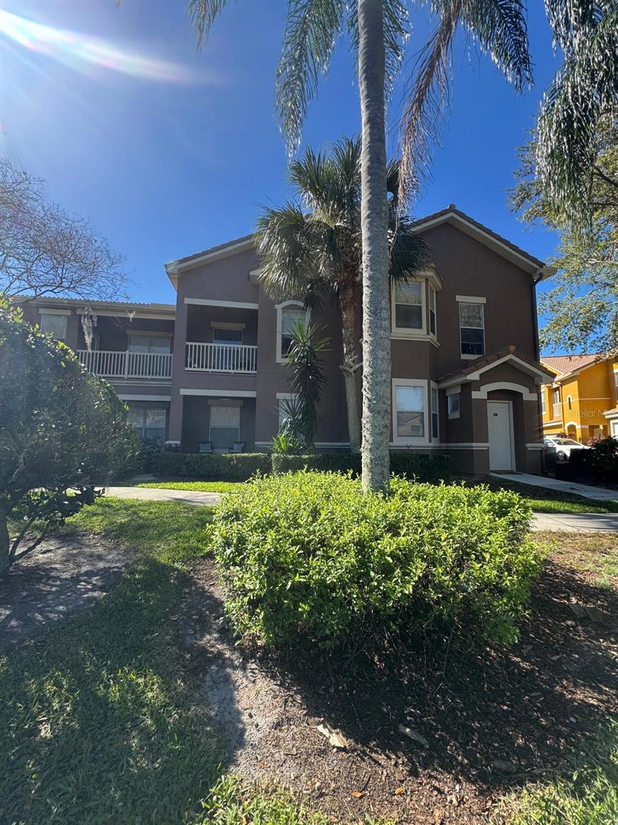 8801 VILLA VIEW CIRCLE 207