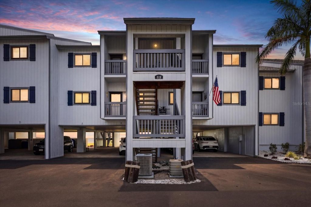 Photo of 818 Bahia Del Sol Drive #28, Ruskin, FL 33570 (MLS # TB8511143)