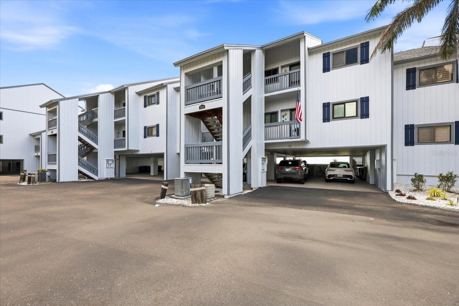 818 BAHIA DEL SOL DRIVE 28