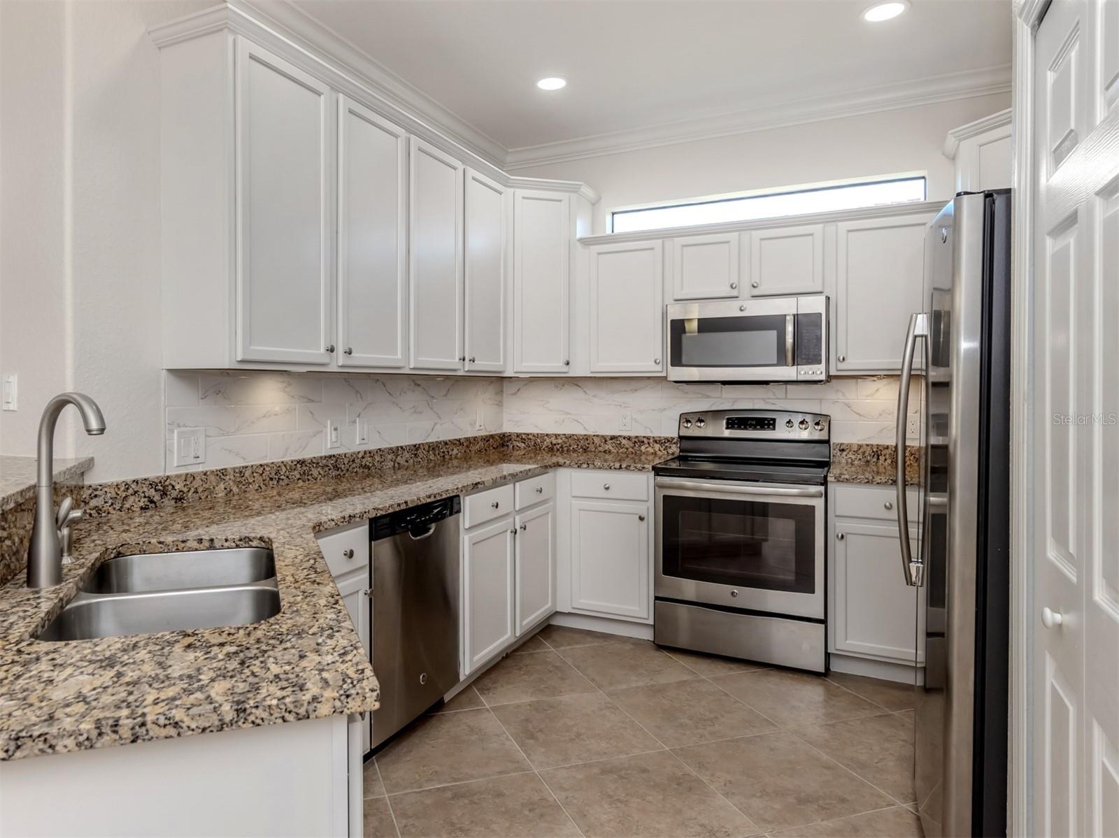 GRAN PARADISO PH 1 - Residential