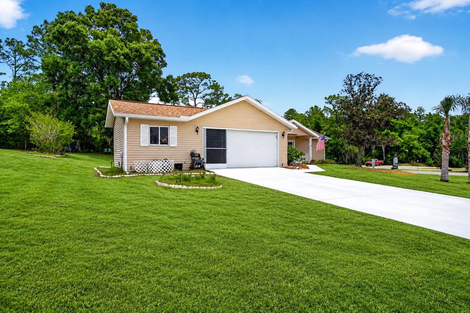 PALM CAY - Residential