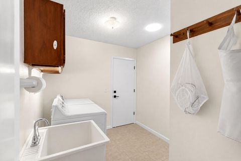 Tiny photo for 10668 SW 85th Terrace, Ocala, FL 34481 (MLS # OM724491)