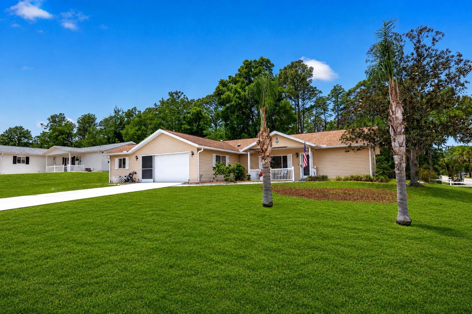 PALM CAY - Residential