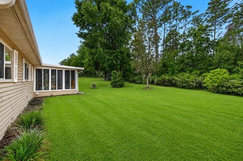 Tiny photo for 10668 SW 85th Terrace, Ocala, FL 34481 (MLS # OM724491)