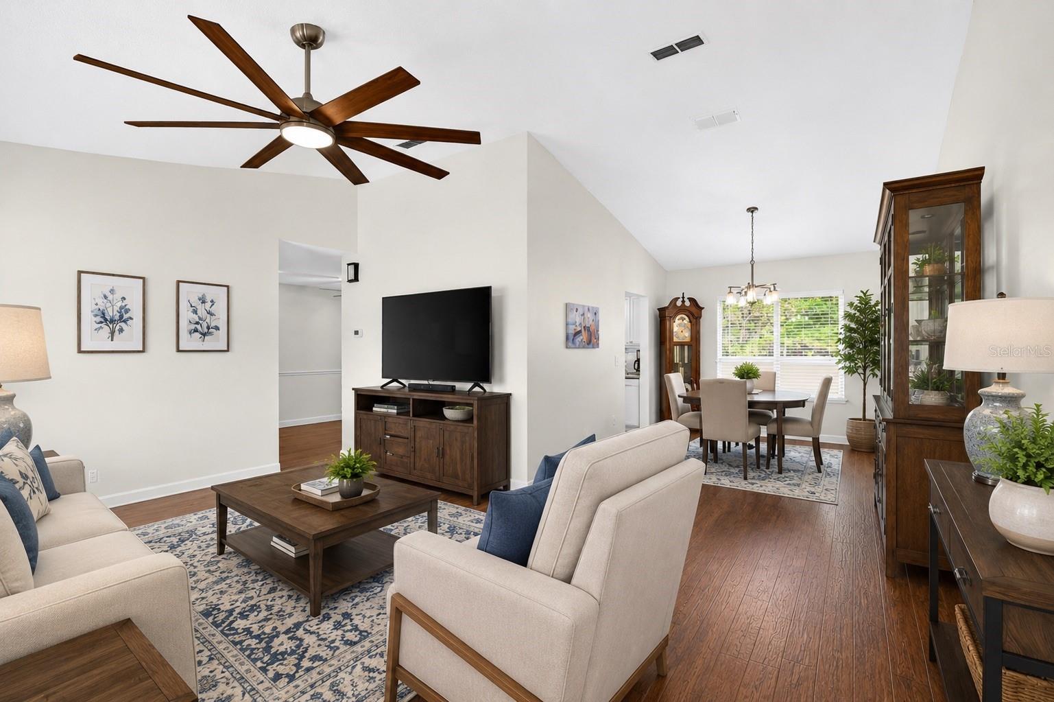 PALM CAY - Residential