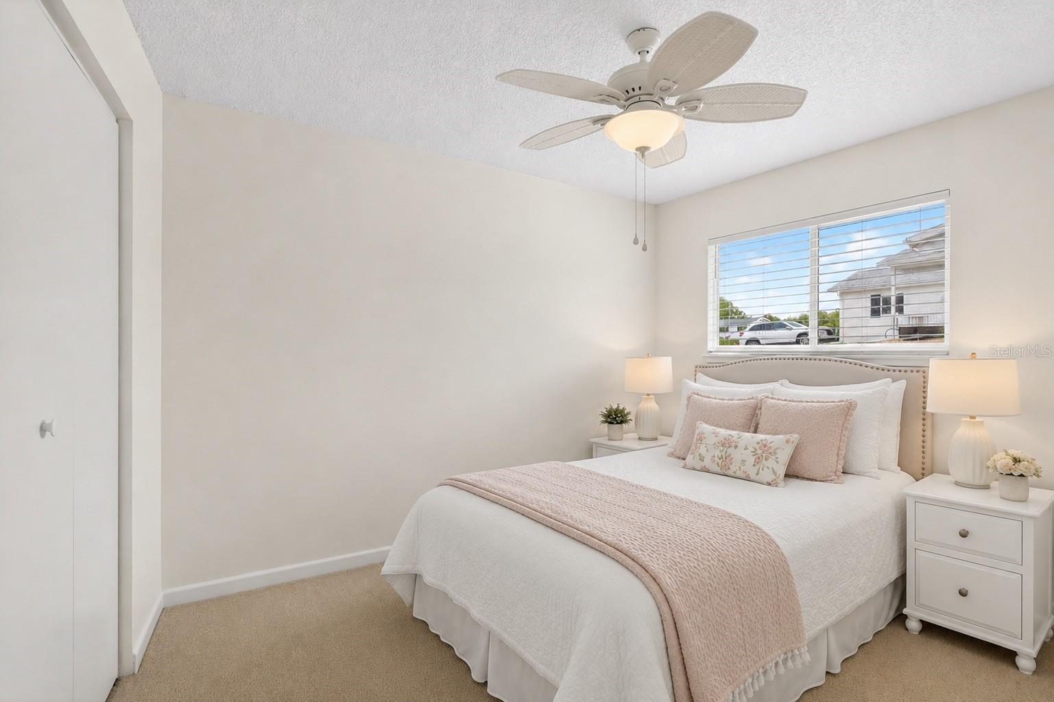 PALM CAY - Residential